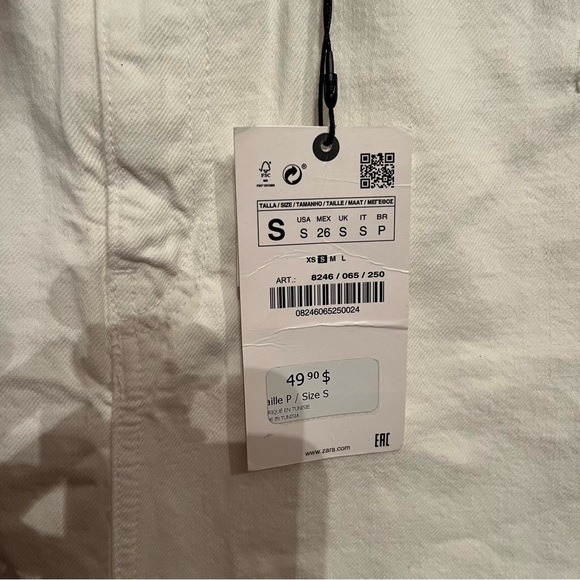 Zara ‘the mini skirt in off white’ - Picture 7 of 7